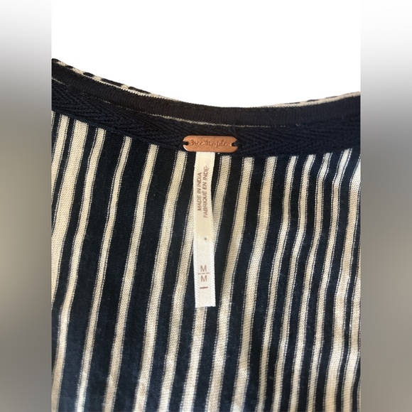 Free People Wrapped Around My Finger Striped Wrap Ruffle Sleeve Top Size Medium - Picture 2 of 3